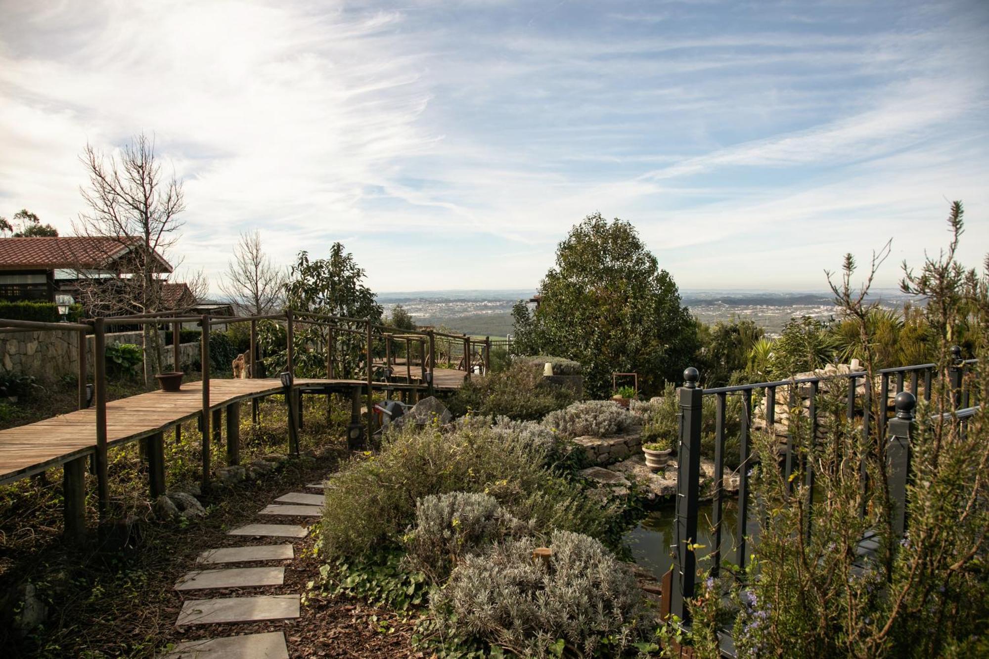 Casas Da Gralha Bed & Breakfast Turquel Exterior photo